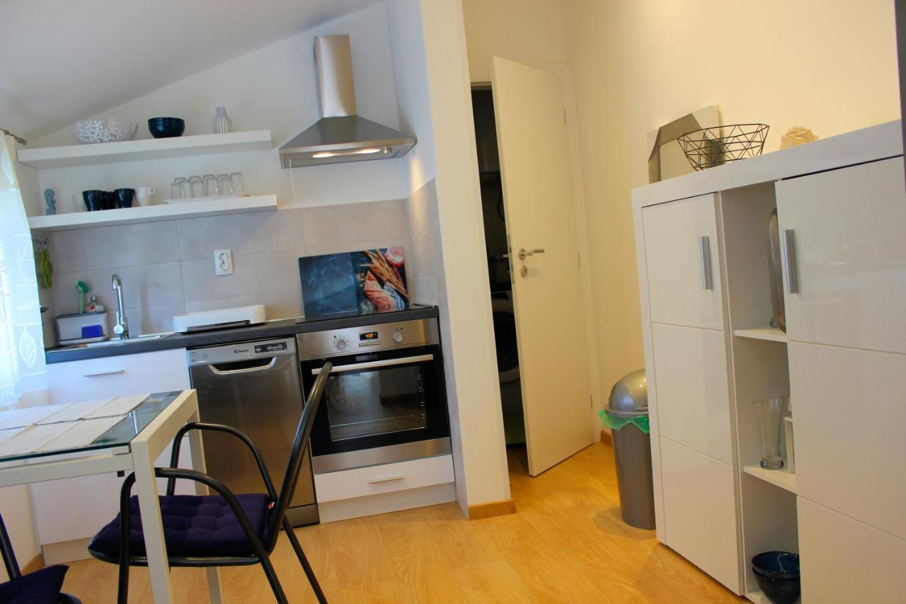 Apartment Studio Olga Novi Vinodolski Eksteriør bilde